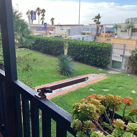 Appartamento Fronte Spiaggia Lido Alghero Dış mekan fotoğraf